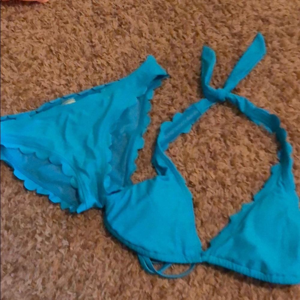 Turquoise scalloped Bikini
